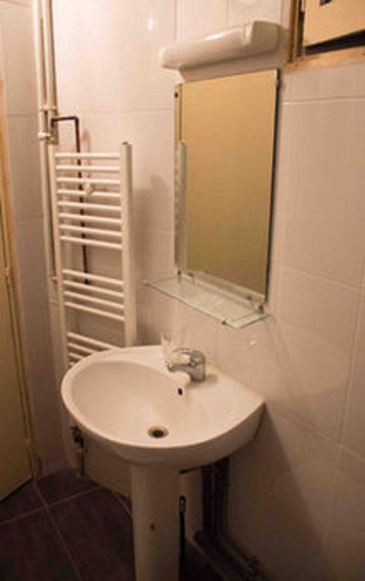 Europe Blv Hotel Paris